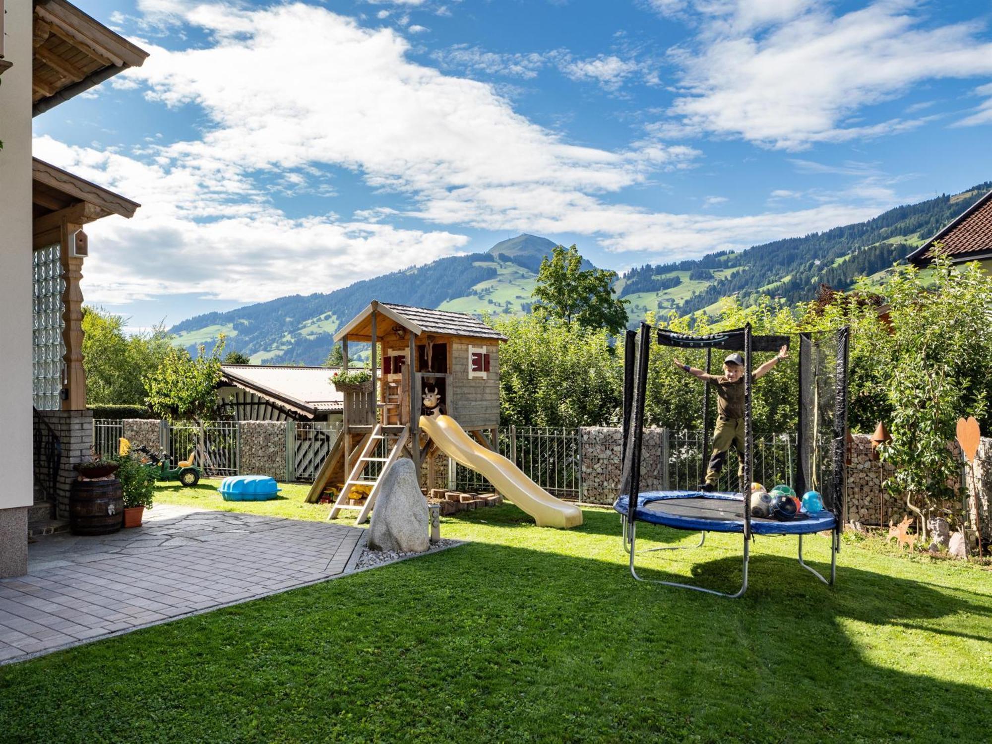 Appartement Heidegger Brixen im Thale Bagian luar foto