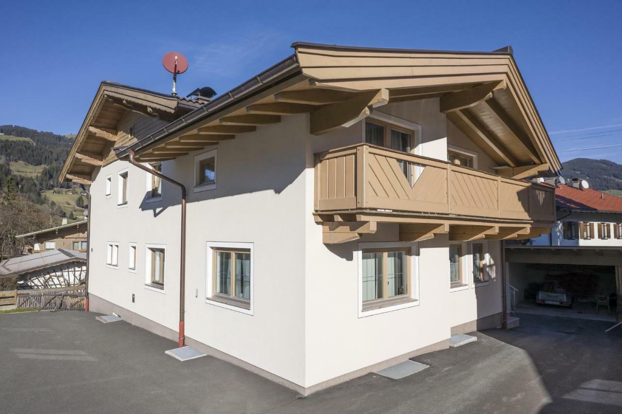 Appartement Heidegger Brixen im Thale Bagian luar foto